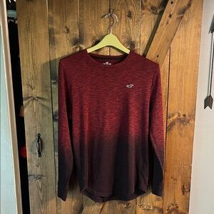 Hollister long-sleeve t-shirt